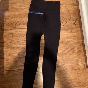 BLACK LULULEMON LEGGINGS